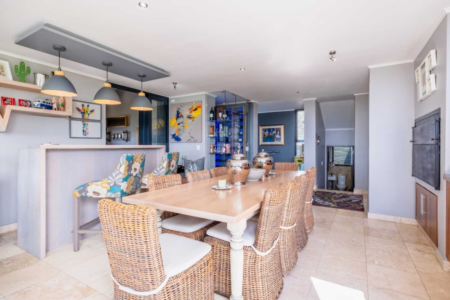5 Bedroom Property for Sale in Oubaai Western Cape